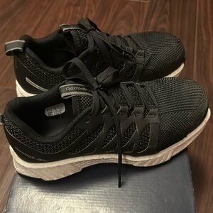 Reebok Women's Rb431 Fusion Flexweave Safety Composite Toe - size 7